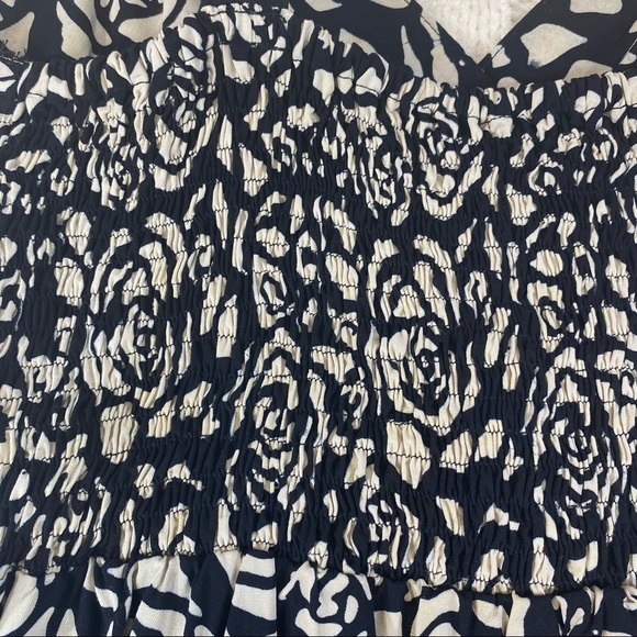 Nomadic Traders top - Picture 4 of 6